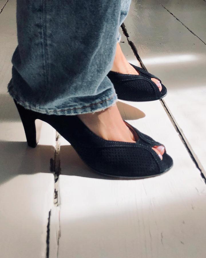 Anonymous Copenhagen Alania Calf Suede Black