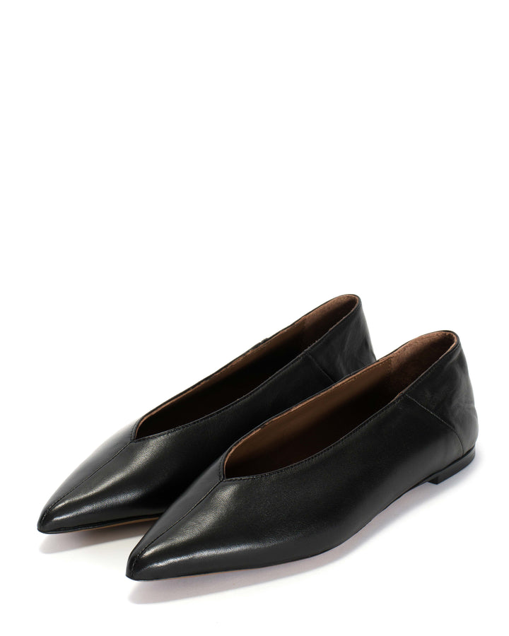 Anonymous Copenhagen Cassie Shiny Lamb Black