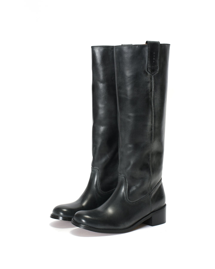 Anonymous Copenhagen Dico Ann Escovado Black