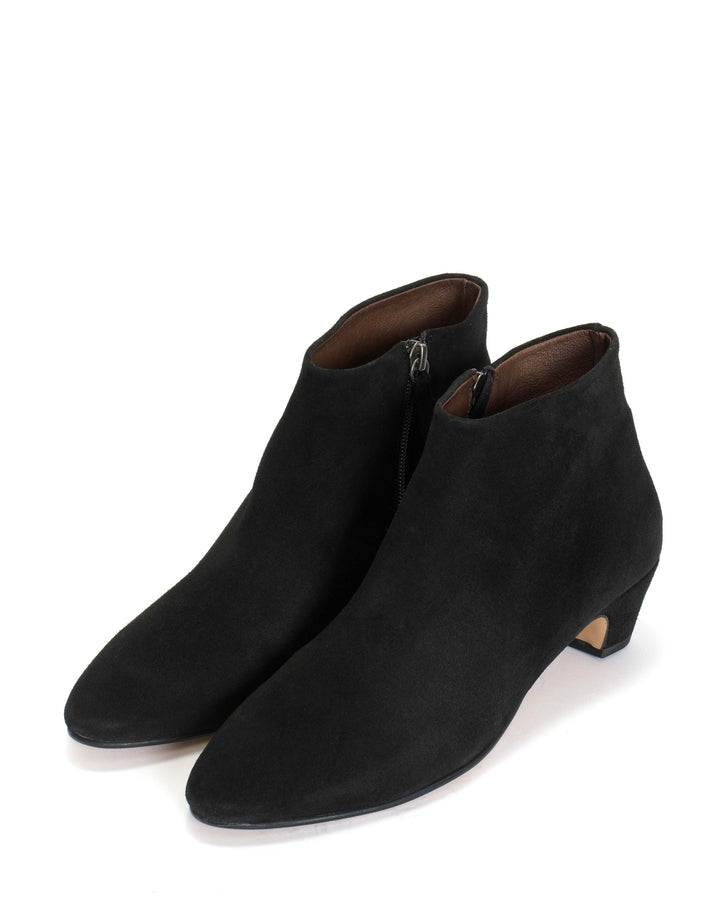 Anonymous Copenhagen Kyra Calf Suede Black