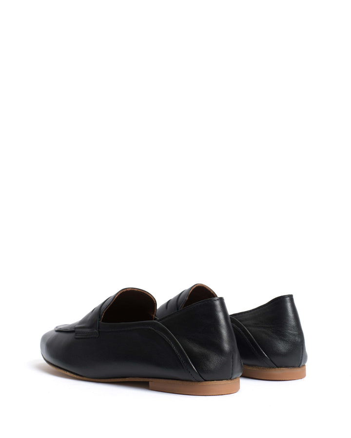 Anonymous Copenhagen Lindsay Shiny Lamb Black