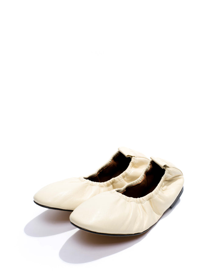 Anonymous Copenhagen Mirelda Silky Lamb White Sand