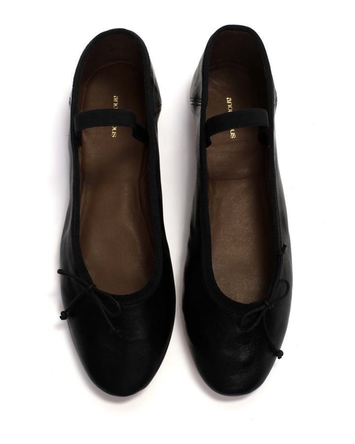 Anonymous Copenhagen Rhina Silky Lamb Black