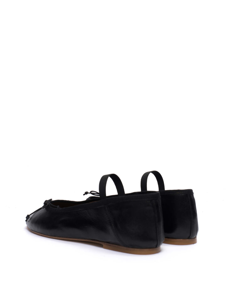 Anonymous Copenhagen Rhina Silky Lamb Black