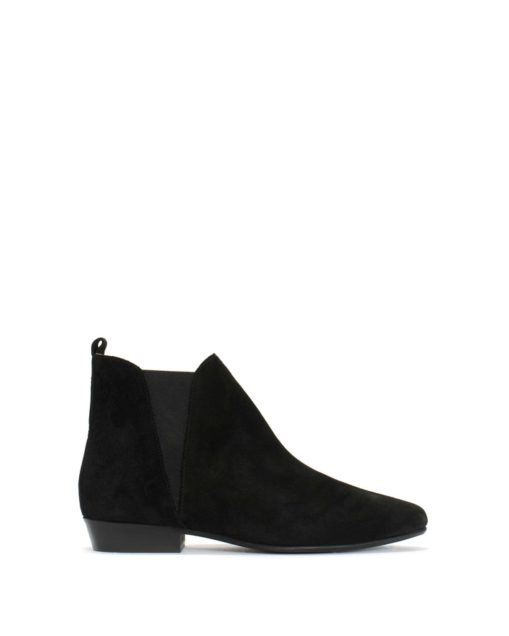 anonymous copenhagen Rita Calf suede Black