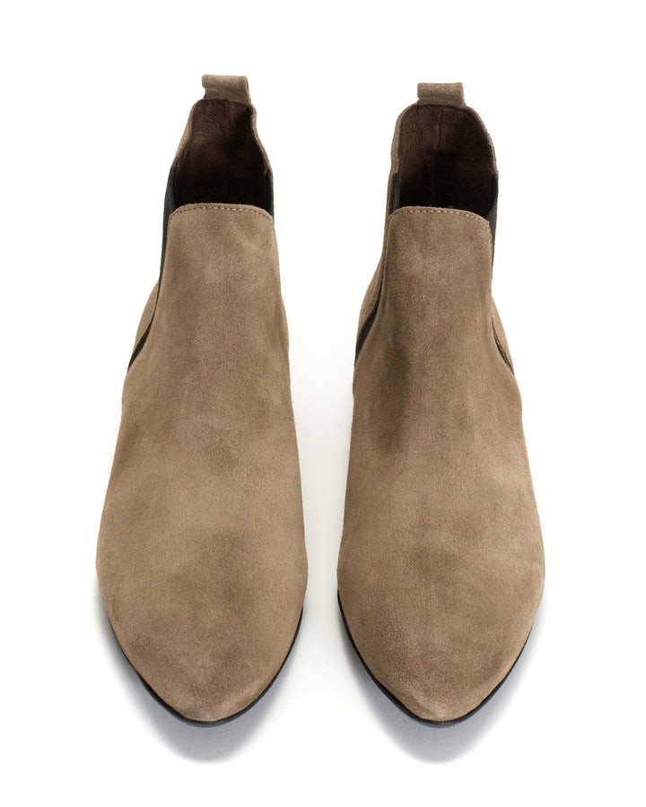 Anonymous Copenhagen Rita Calf Suede Mushroom