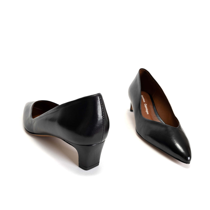 Anonymous Copenhagen Trini 40 Shiny Lamb Black