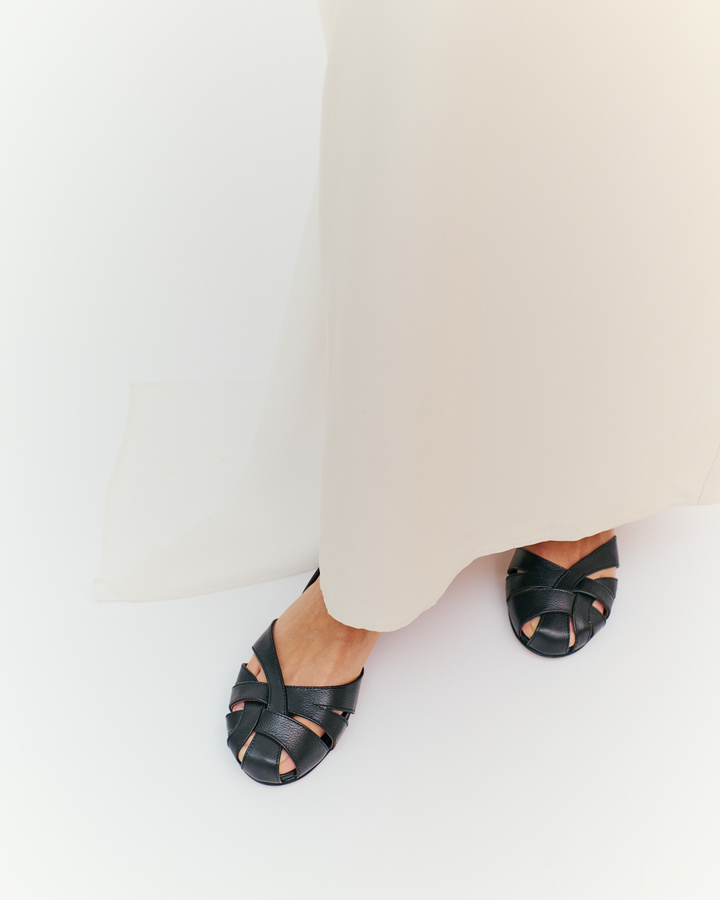 Anonymous Copenhagen Banie 20 Grained Soft Calf Black