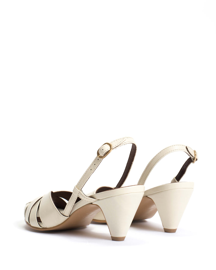 Anonymous Copenhagen Banie 50 Stiletto Shiny Lamb White Sand