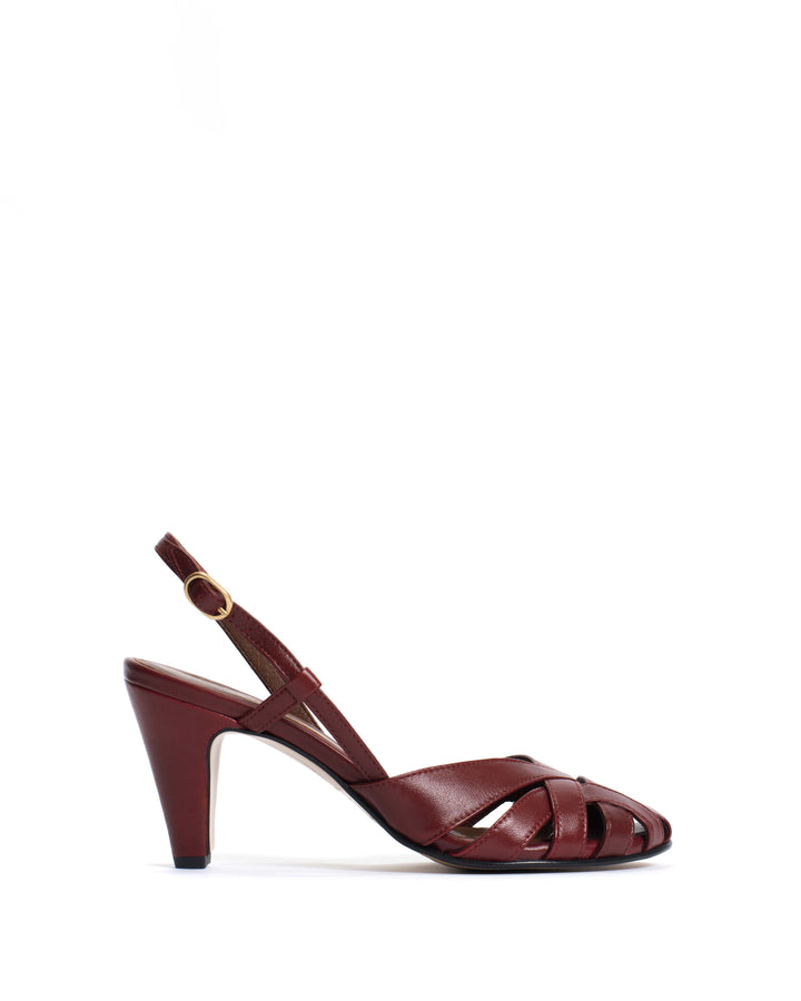 anonymous copenhagen Banie 75 Shiny lamb Pomegranate