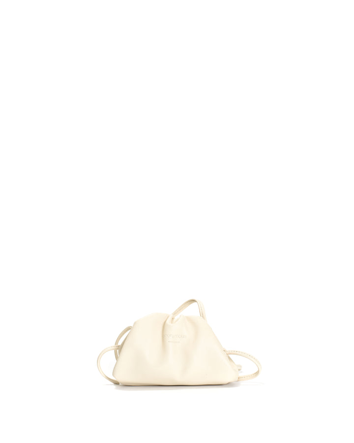 anonymous copenhagen Enuice petite purse Silky lamb White sand