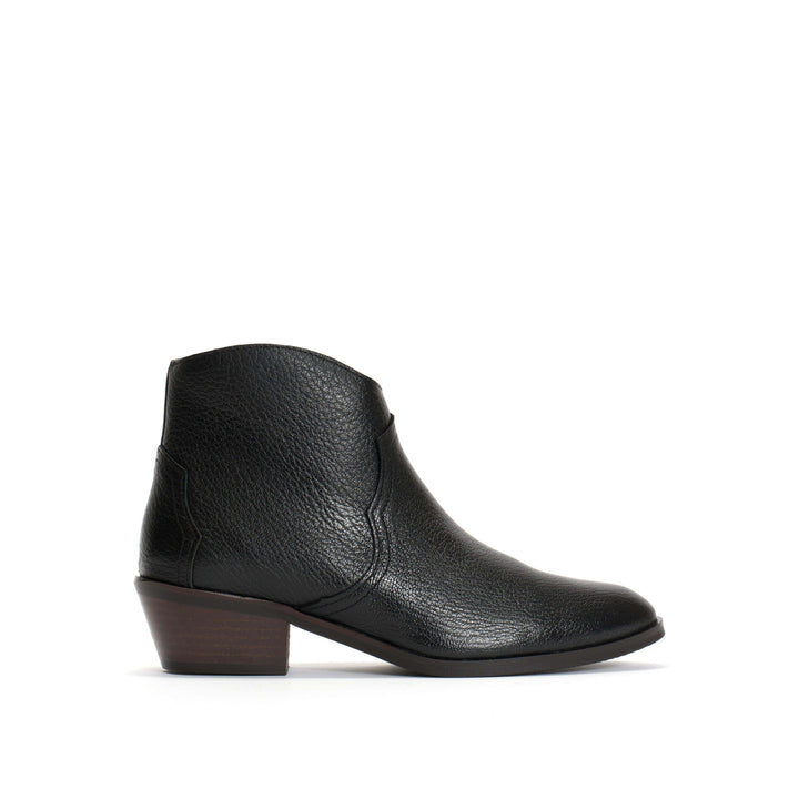 anonymous copenhagen Fiona 35 Grained chevre goat Black