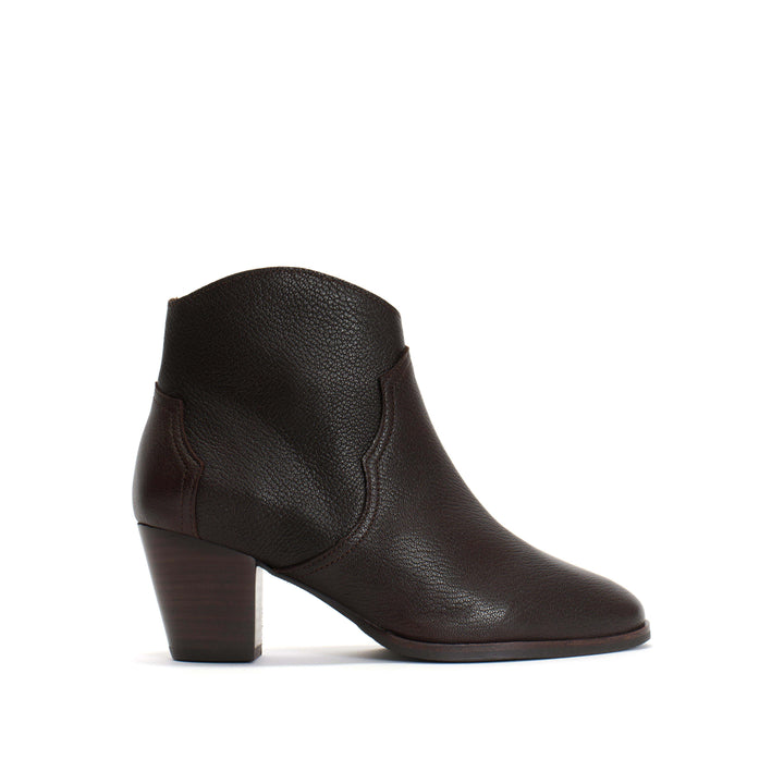 anonymous copenhagen Fiona 60 Grained chevre goat Coffee brown