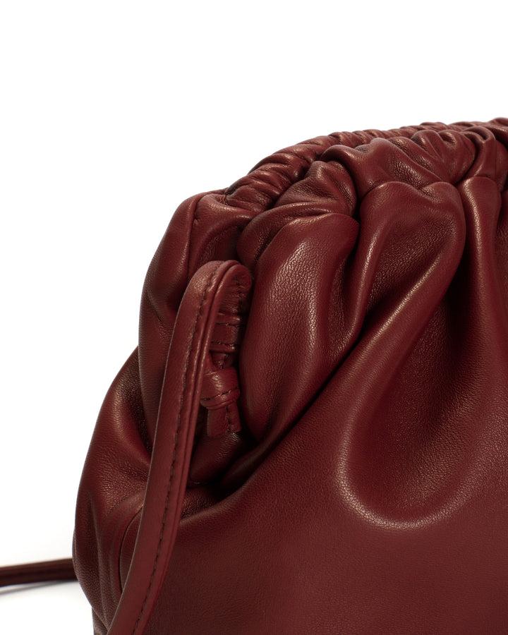 Anonymous Copenhagen Hally Grand Cloud Bag Silky Lamb Pomegranate