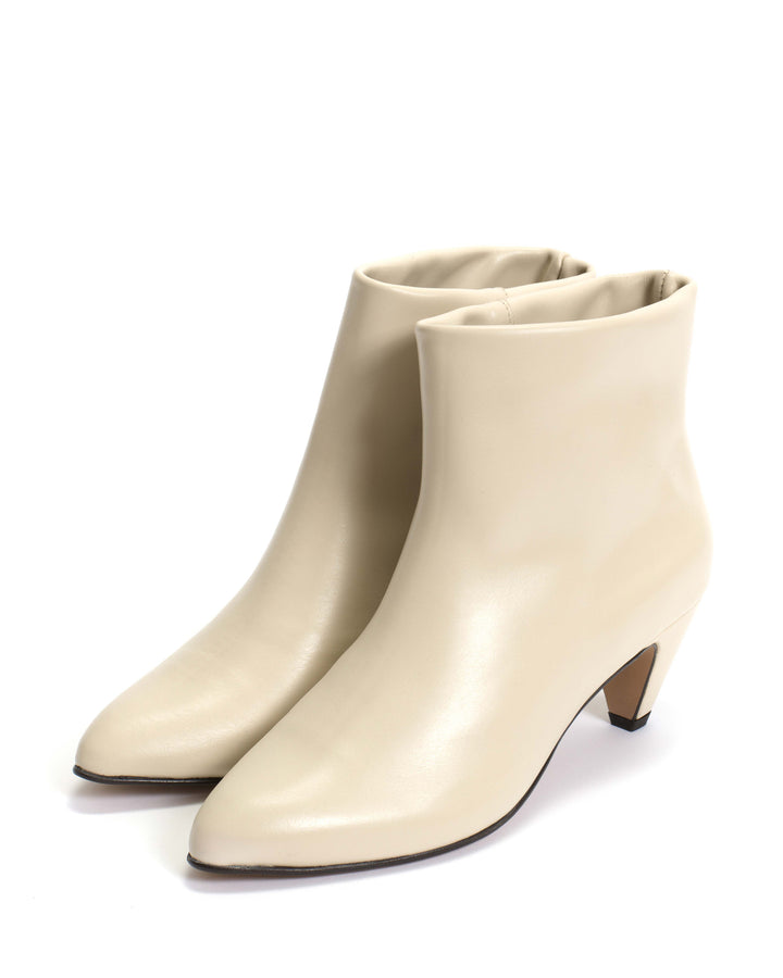 Anonymous Copenhagen Hilly 50 Stiletto Soft Calf White Sand