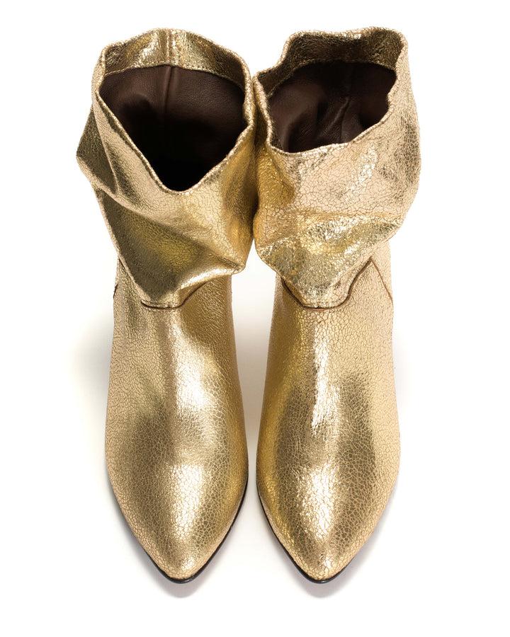 Anonymous Copenhagen Jassi 50 Stiletto Crackled Metallic Goat Gold