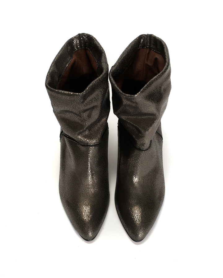 Anonymous Copenhagen Jassi 50 Stiletto Crackled Metallic Goat Platinum