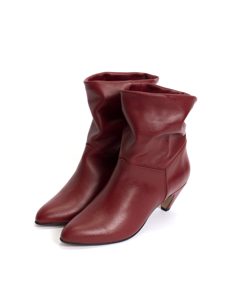Anonymous Copenhagen Jassi 50 Stiletto Soft Calf U0026 Suede Leather Pomegranate