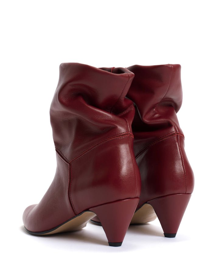 Anonymous Copenhagen Jassi 50 Stiletto Soft Calf U0026 Suede Leather Pomegranate