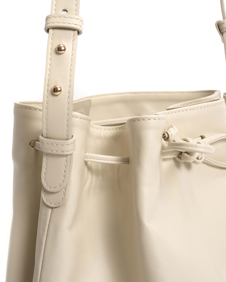 Anonymous Copenhagen Kacey Grand Bucket Bag Soft Calf White Sand
