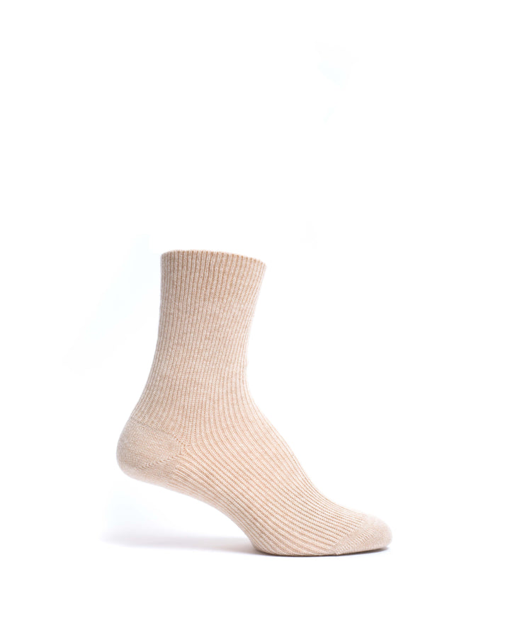 anonymous copenhagen Lanai cashmere socks 70% wool 30% cashmere Powder