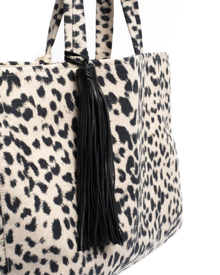 Anonymous Copenhagen Langley Fringe Keyring Silky Lamb Black