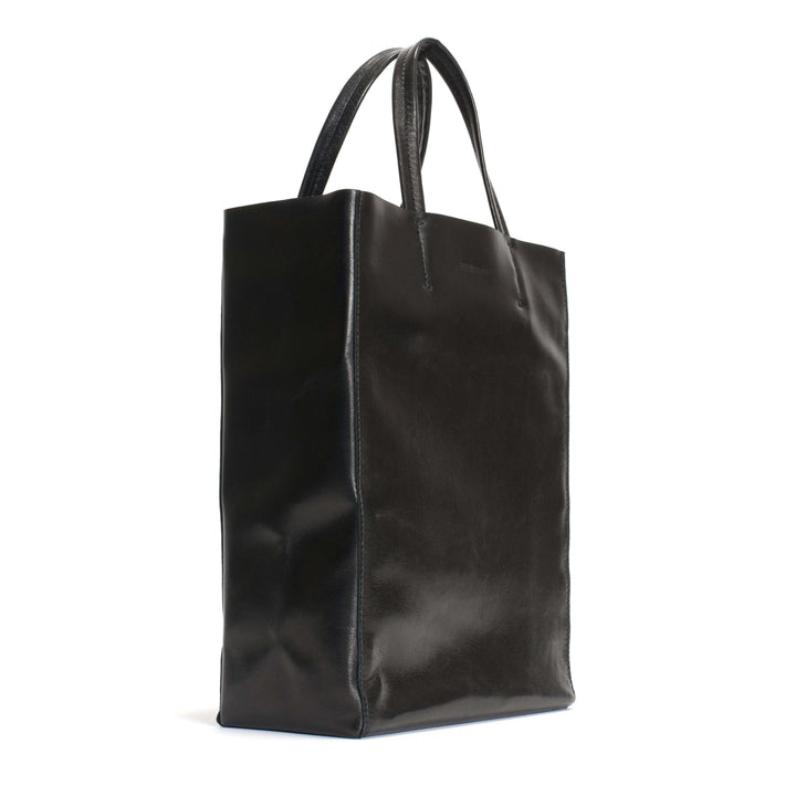 Anonymous Copenhagen Linea Shopper Shiny Lamb Black
