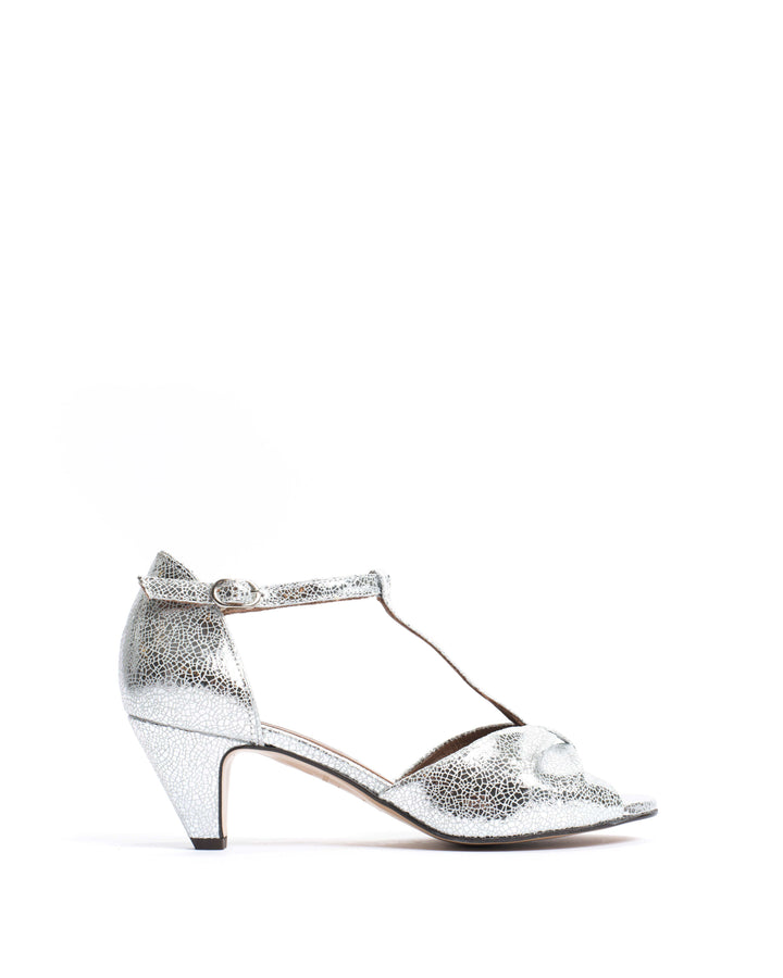 anonymous copenhagen Linette 50 stiletto Crackled metallic goat Silver
