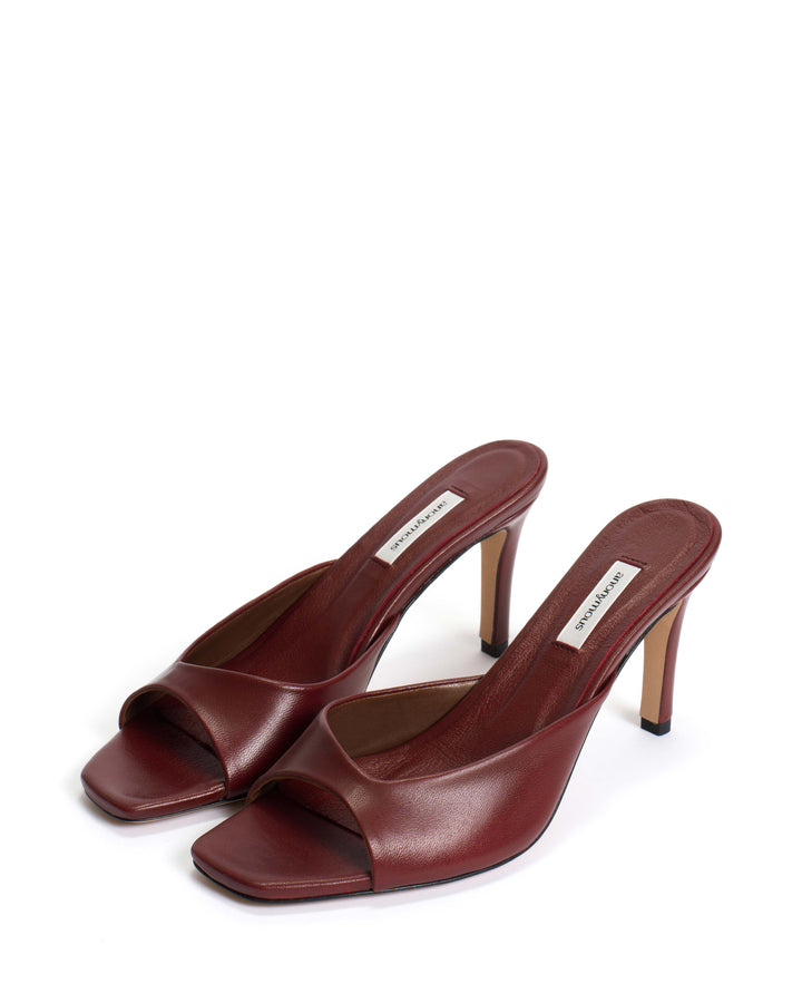 Anonymous Copenhagen Mazy 75 Shiny Lamb Pomegranate