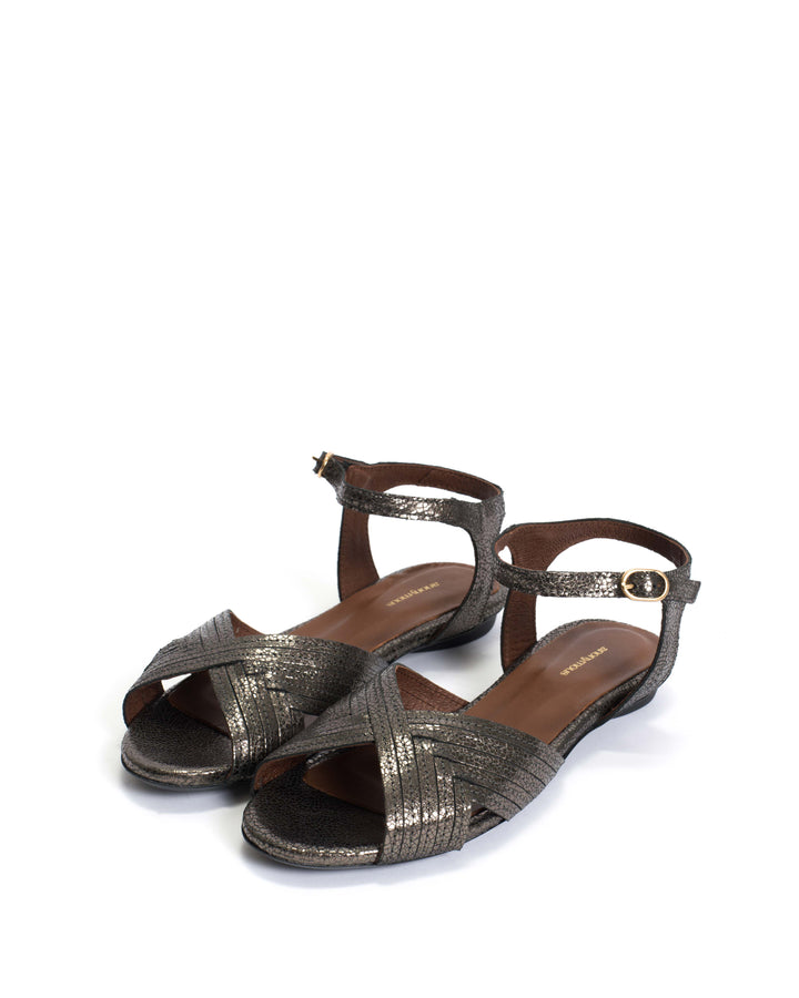 Anonymous Copenhagen Niabi 10 Crackled Metallic Goat Platinum