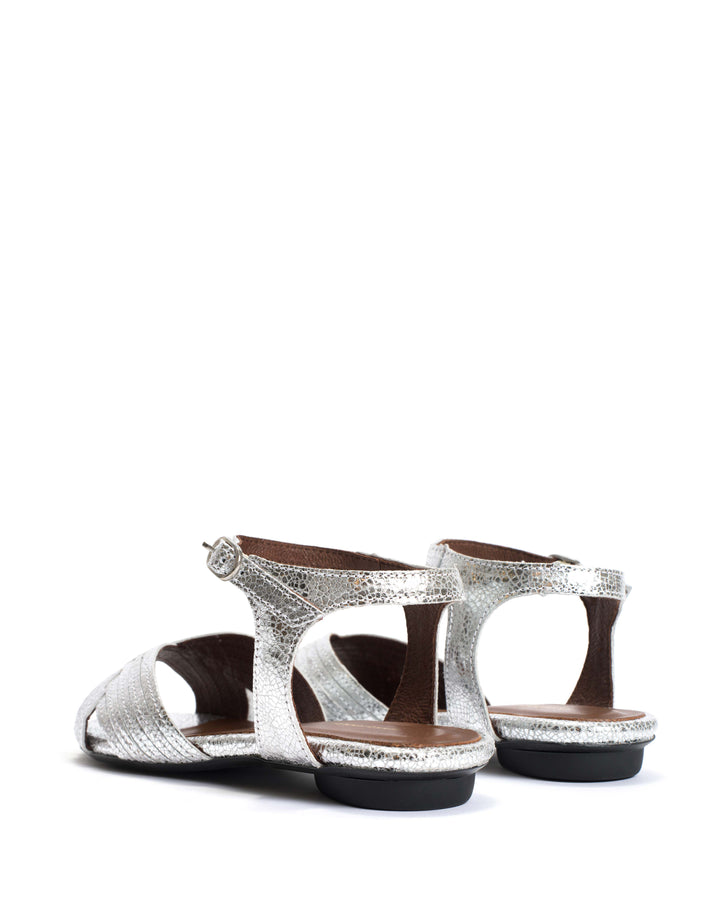 Anonymous Copenhagen Niabi 10 Crackled Metallic Goat Silver