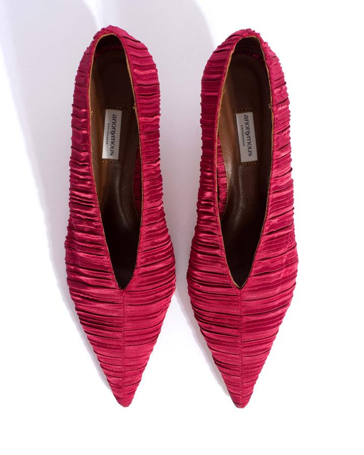 Anonymous Copenhagen Phia 55 Pin Pleated Satin Pomegranate