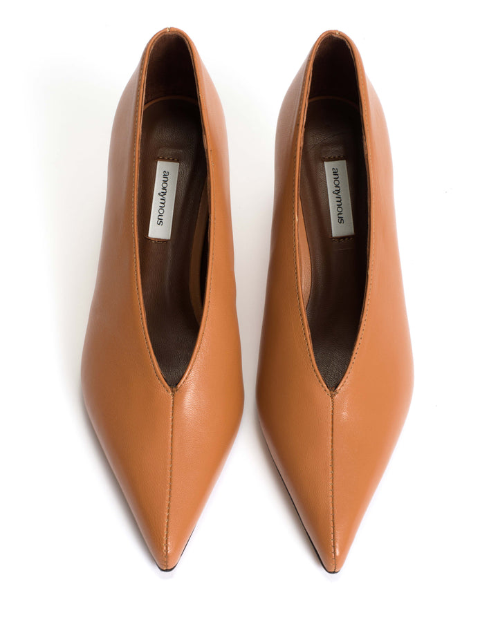 Anonymous Copenhagen Phia 55 Pin Shiny Lamb Caramel