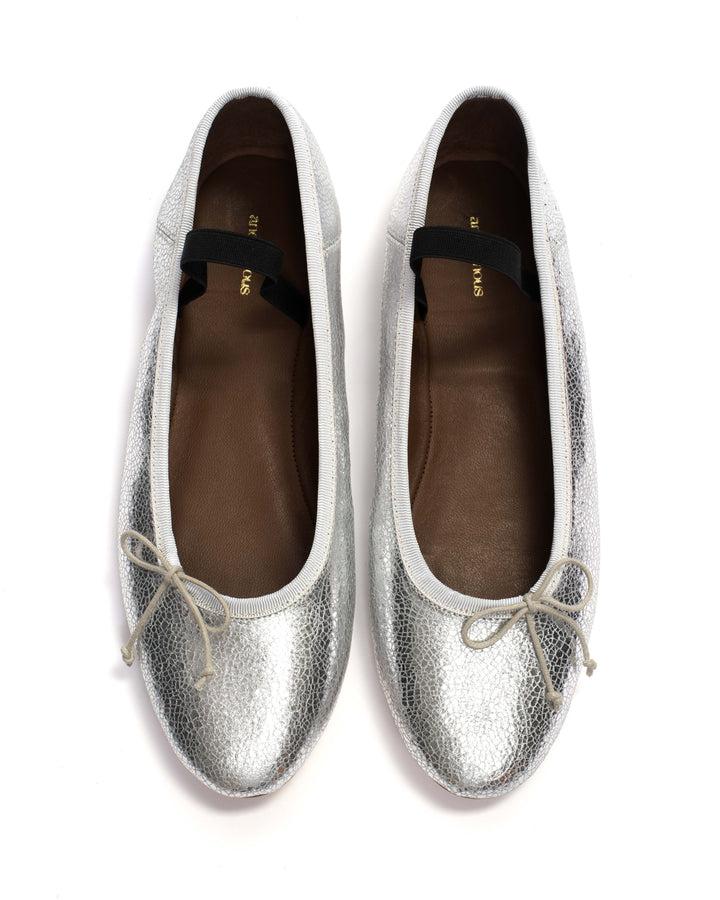 Anonymous Copenhagen Rhina Crackled Metallic Goat Silver