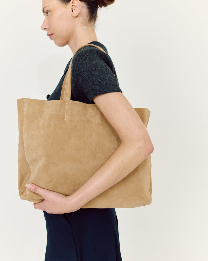 Anonymous Copenhagen Ruba Shopper Calf Suede Desert Sand