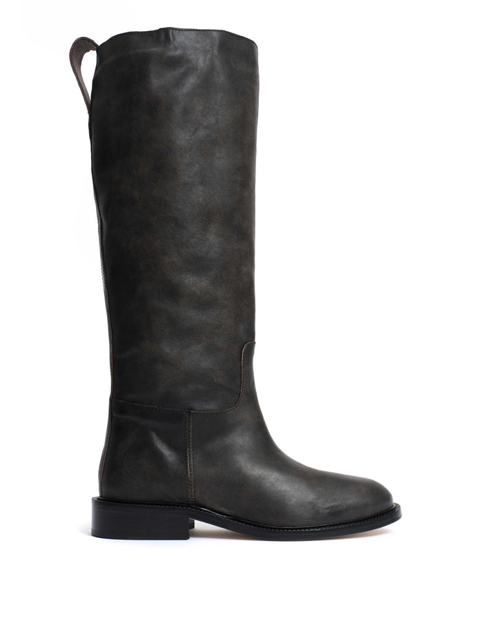 anonymous copenhagen Semih Distressed vegetable tanned calf Off black