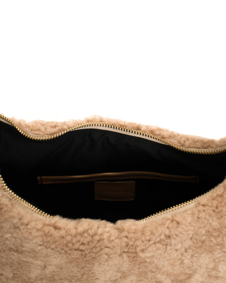 Anonymous Copenhagen Shane Grand Pillow Bag Shearling U0026 Shiny Lamb Desert Sand
