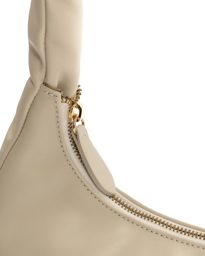 Anonymous Copenhagen Shane Grand Pillow Bag Soft Calf White Sand