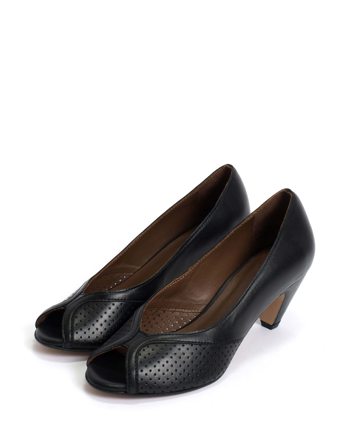 Anonymous Copenhagen Tiffany Stiletto Shiny Lamb Black