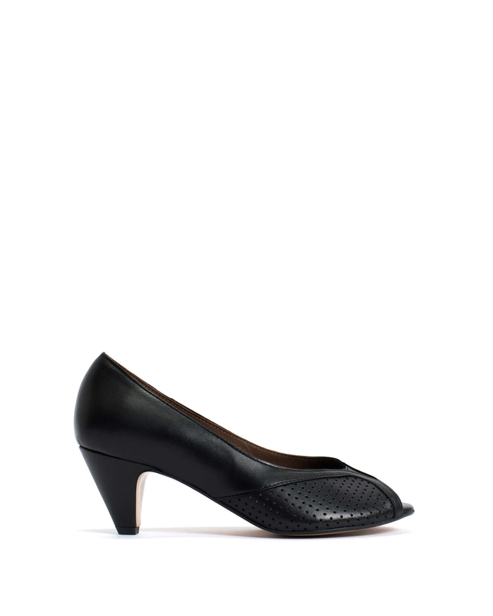 anonymous copenhagen Tiffany stiletto Shiny lamb Black