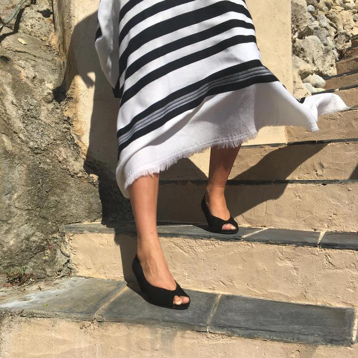 Anonymous Copenhagen Tiffany Triangle Calf Suede Black