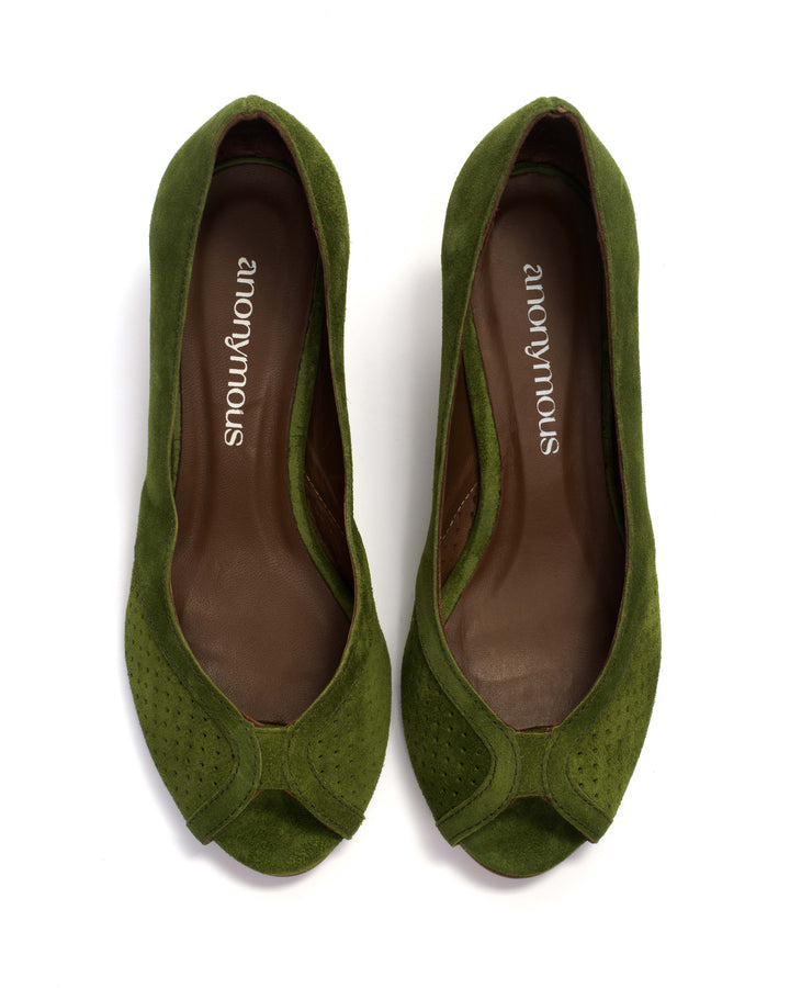 Anonymous Copenhagen Tiffany Triangle Calf Suede Grass Green