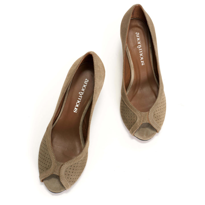 Anonymous Copenhagen Tiffany Triangle Calf Suede Mushroom