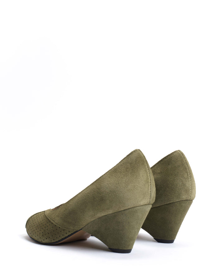 Anonymous Copenhagen Tiffany Triangle Calf Suede Olive Green