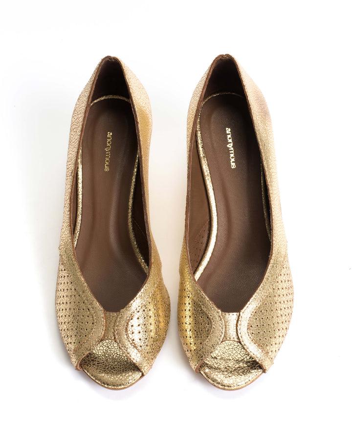 Anonymous Copenhagen Tiffany Triangle Crackled Metallic Goat Gold