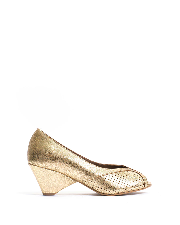 anonymous copenhagen Tiffany triangle crackled metallic goat Gold