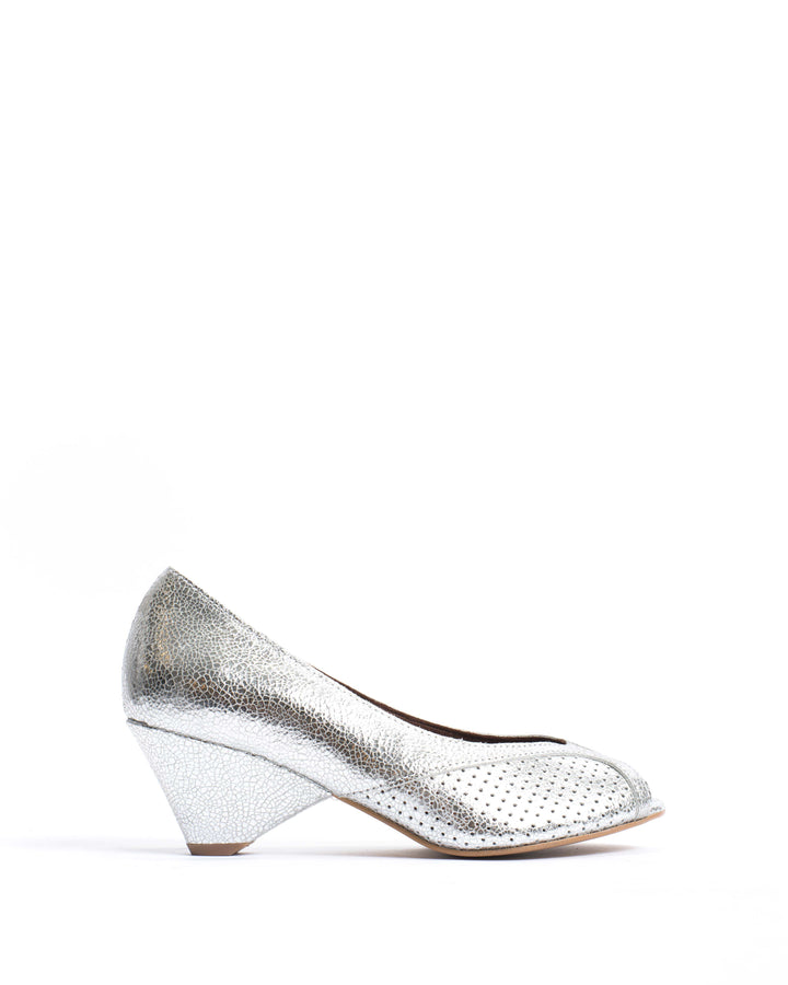 anonymous copenhagen Tiffany triangle Crackled metallic goat Silver