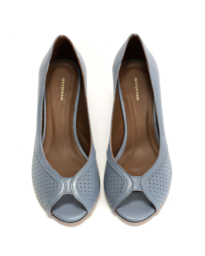 Anonymous Copenhagen Tiffany Triangle Shiny Lamb Lichen Blue