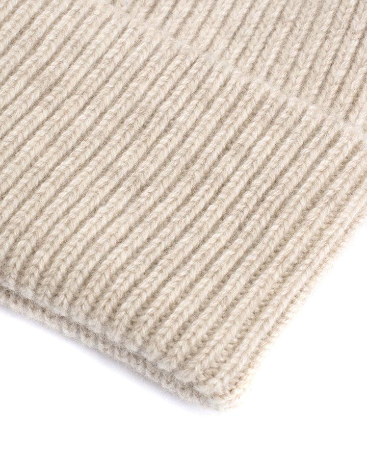 Anonymous Copenhagen Vinni Beanie 100% Cashmere Oister