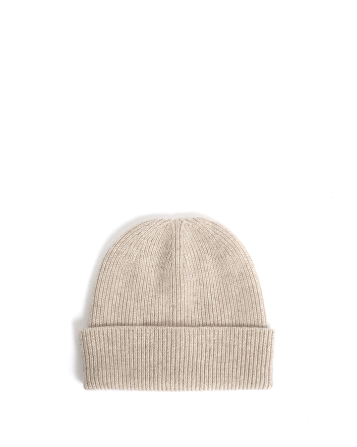 anonymous copenhagen Vinni beanie 100% cashmere Oister
